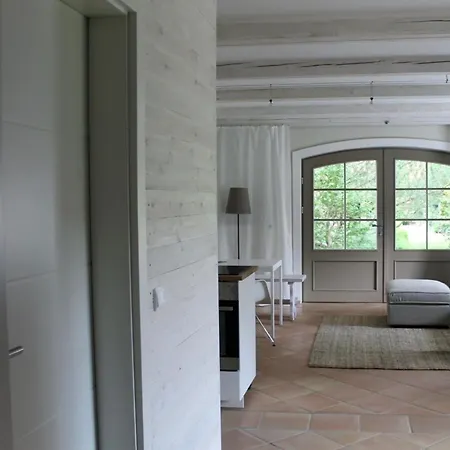Idyllic Farm House With 5 Near The Saaler Bodden Apartment Saal
