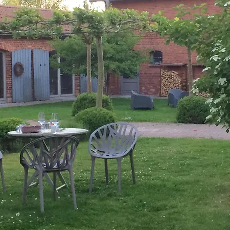 Idyllic Farm House With 5 Near The Saaler Bodden Apartment