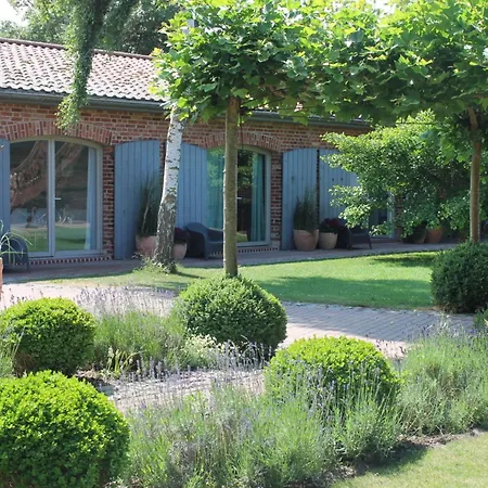 Idyllic Farm House With 5 Near The Saaler Bodden Apartment