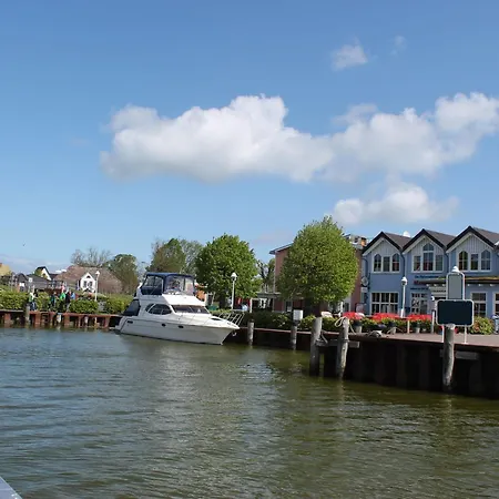 Idyllic Farm House With 5 Near The Saaler Bodden * Saal