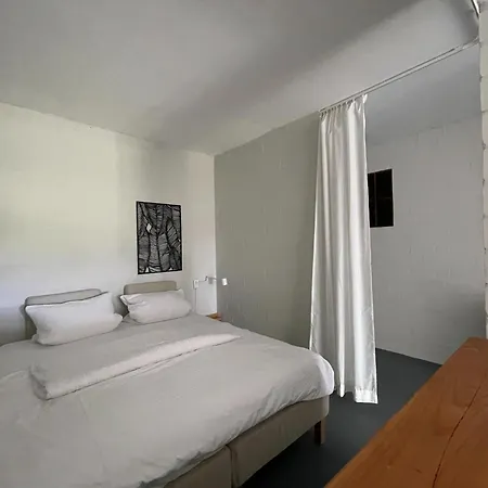 Apartmán Idyllischer Hof Mit 5 Wohnungen Nahe Des Saaler Boddens