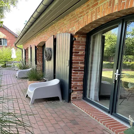 Idyllischer Hof Mit 5 Wohnungen Nahe Des Saaler Boddens Apartmán Saal