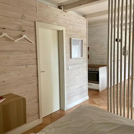 Apartmán Idyllischer Hof Mit 5 Wohnungen Nahe Des Saaler Boddens Saal