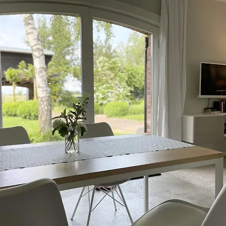 Apartmán Idyllischer Hof Mit 5 Wohnungen Nahe Des Saaler Boddens Saal