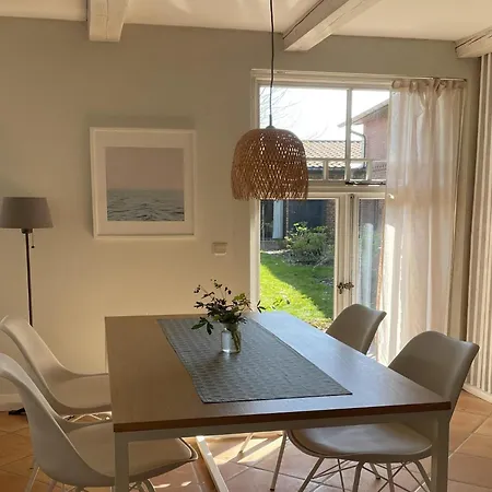 Idyllic With 5 Near The Saaler Bodden *