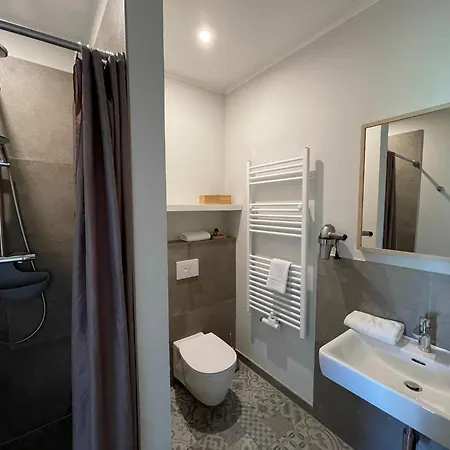 Apartmán Idyllischer Hof Mit 5 Wohnungen Nahe Des Saaler Boddens Saal