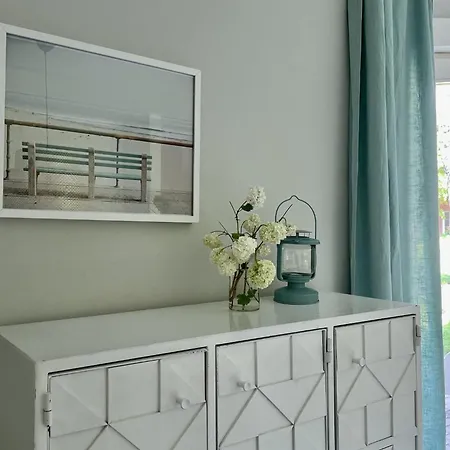 Idyllischer Hof Mit 5 Wohnungen Nahe Des Saaler Boddens