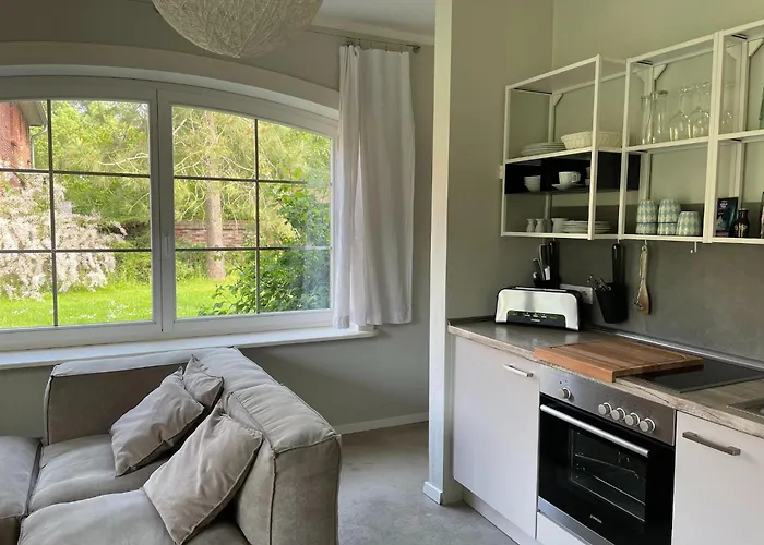 Idyllischer Hof Mit 5 Wohnungen Nahe Des Saaler Boddens Lägenhet *