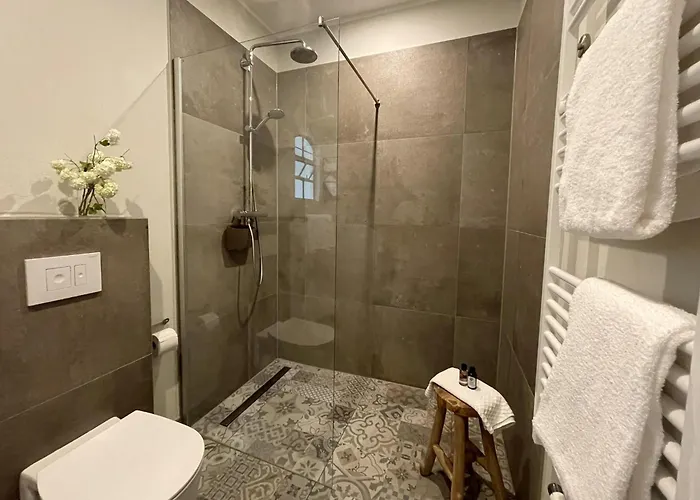 Lägenhet Idyllischer Hof Mit 5 Wohnungen Nahe Des Saaler Boddens *