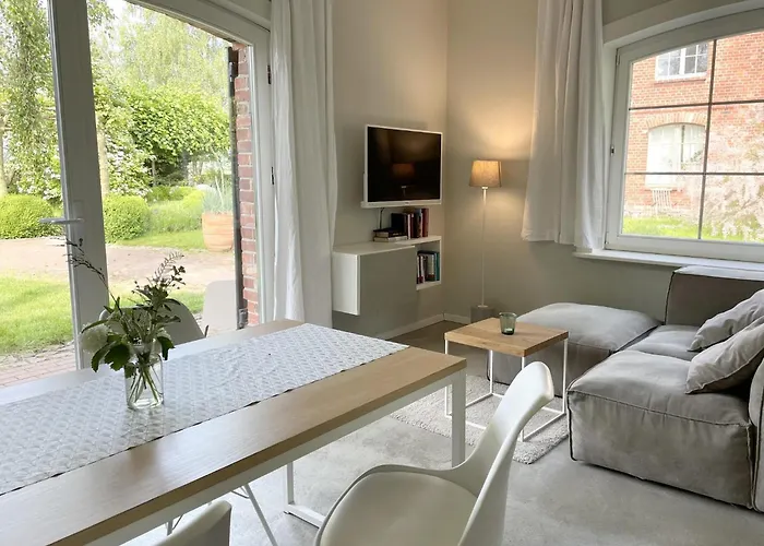 Idyllischer Hof Mit 5 Wohnungen Nahe Des Saaler Boddens Lägenhet Saal