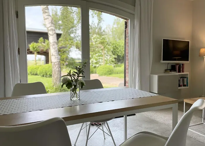 Lägenhet Idyllischer Hof Mit 5 Wohnungen Nahe Des Saaler Boddens Saal